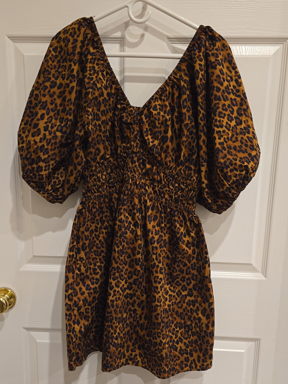 Leopard Print Puff Sleeve Mini Dress  (M) OLD NAVY